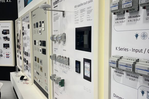 Điều Khiển Ánh Sáng Theo Kịch Bản Với KNX DALI Gira