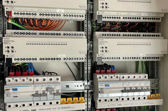 Báo giá điện thông minh KNX 2026 – Giải pháp tối ưu cho nhà thông minh cao cấp