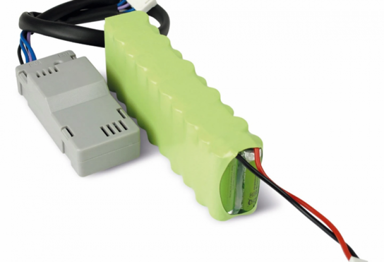 Bộ sạc pin dự phòng cổng tự động