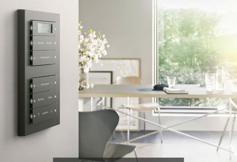 Phím thông minh gira