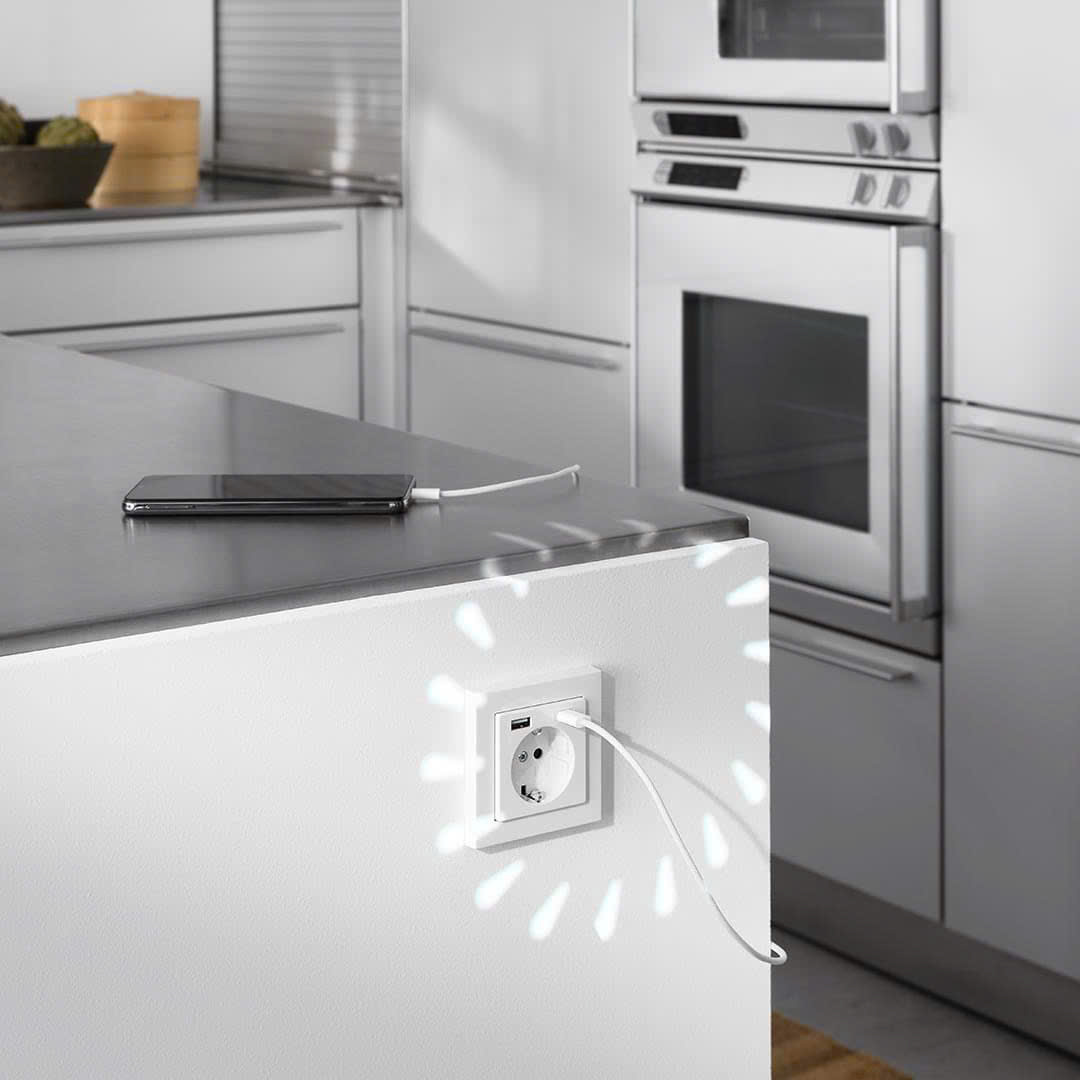 Giá thiết bị điện nhập khẩu Đức mới nhất 2025 – Nên mua ở đâu?