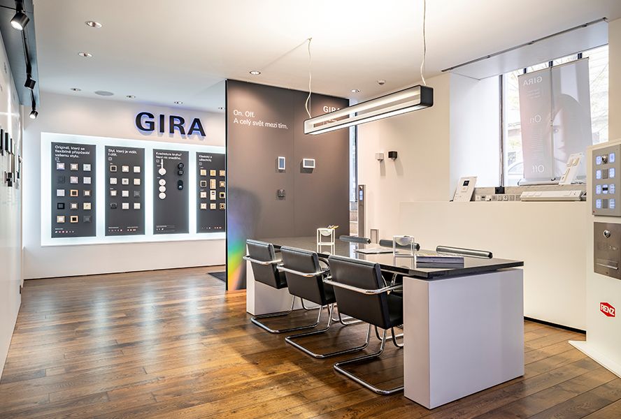 Thiết bị điện thông minh Gira cao cấp Gira Vietnam dành cho phân khúc khách hàng nào